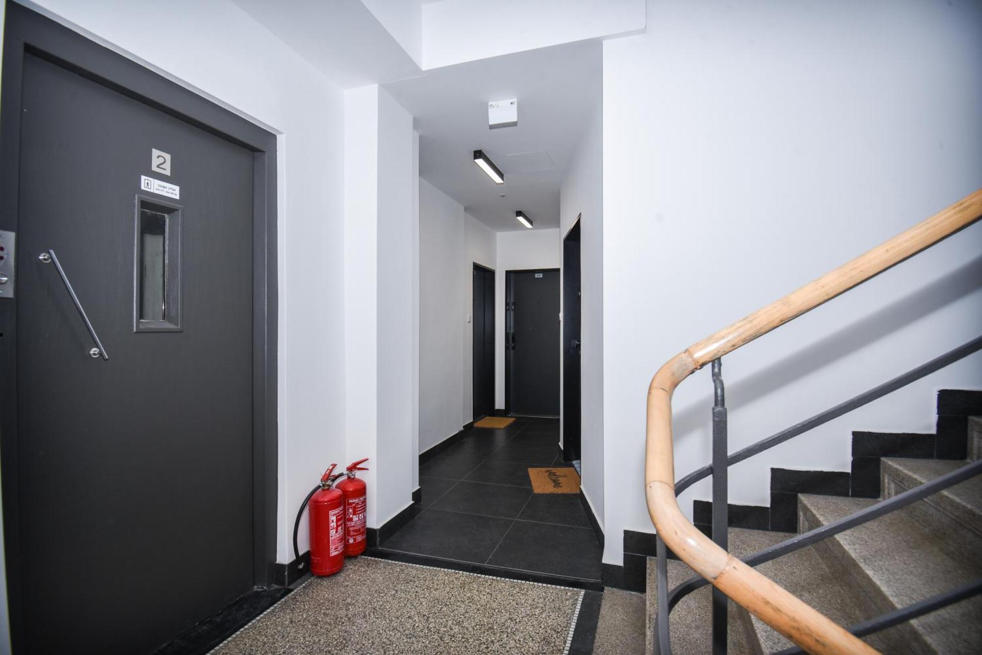 City Center Studio - Comfy & Modern Μπρατισλάβα Εξωτερικό φωτογραφία