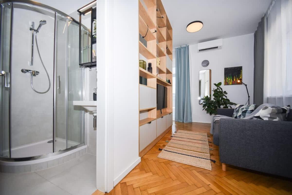 City Center Studio - Comfy & Modern Μπρατισλάβα Εξωτερικό φωτογραφία