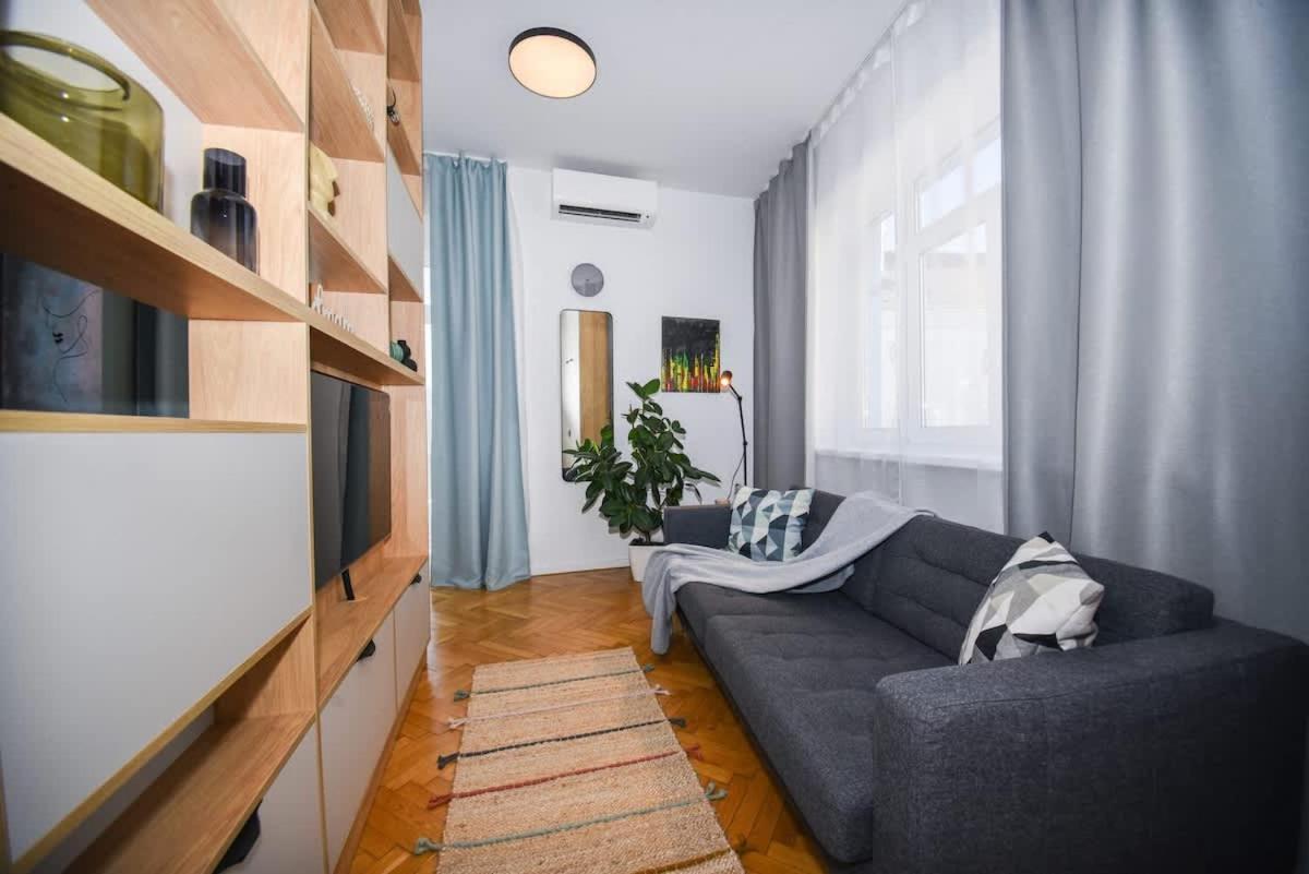 City Center Studio - Comfy & Modern Μπρατισλάβα Εξωτερικό φωτογραφία