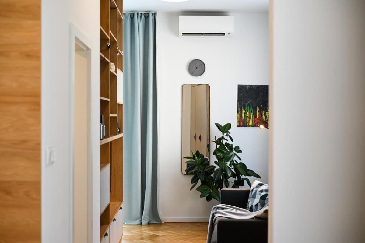 City Center Studio - Comfy & Modern Μπρατισλάβα Εξωτερικό φωτογραφία