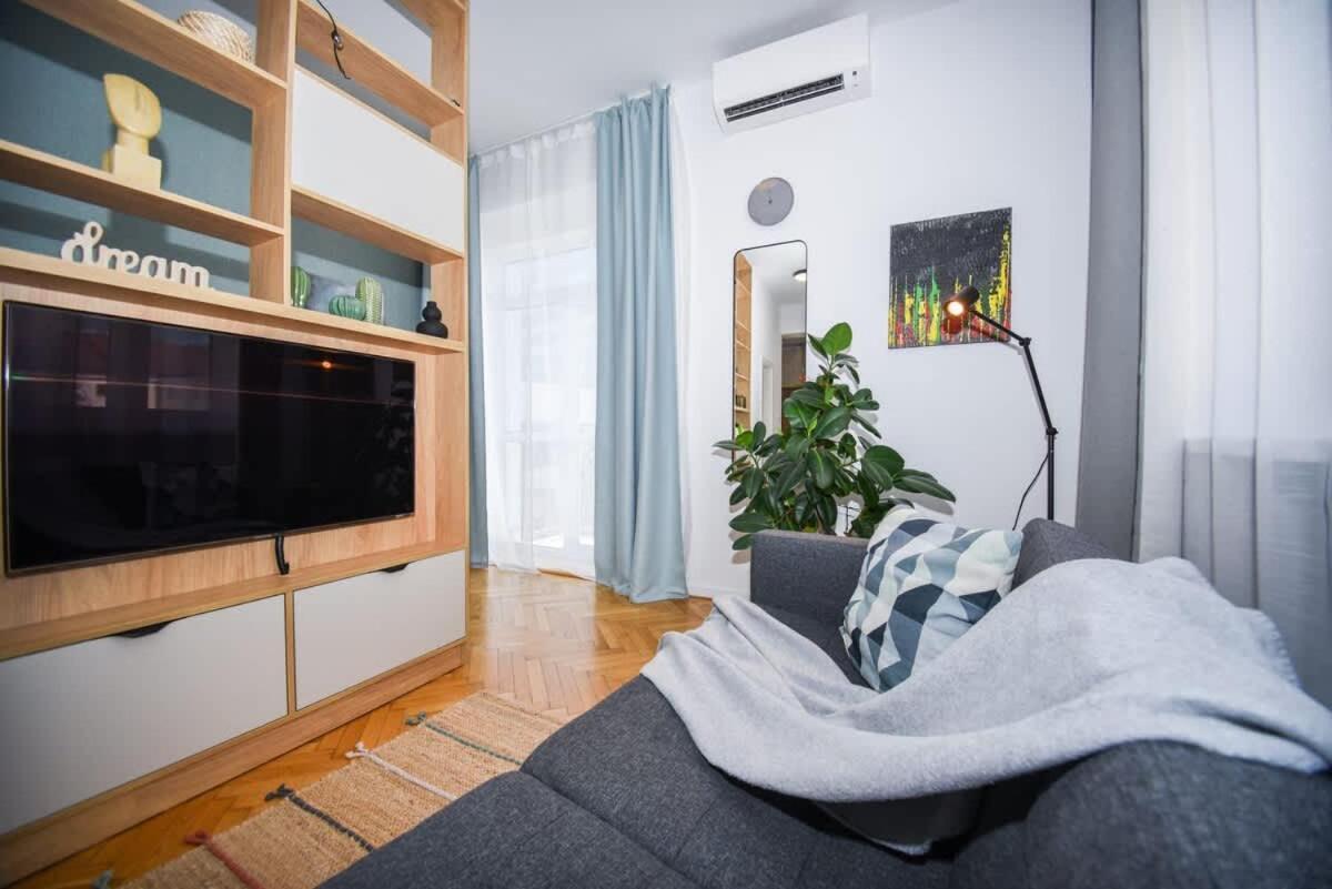 City Center Studio - Comfy & Modern Μπρατισλάβα Εξωτερικό φωτογραφία