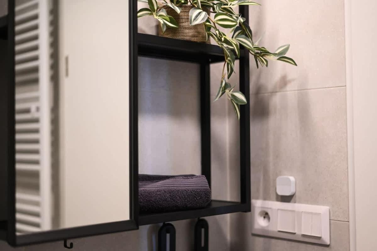City Center Studio - Comfy & Modern Μπρατισλάβα Εξωτερικό φωτογραφία